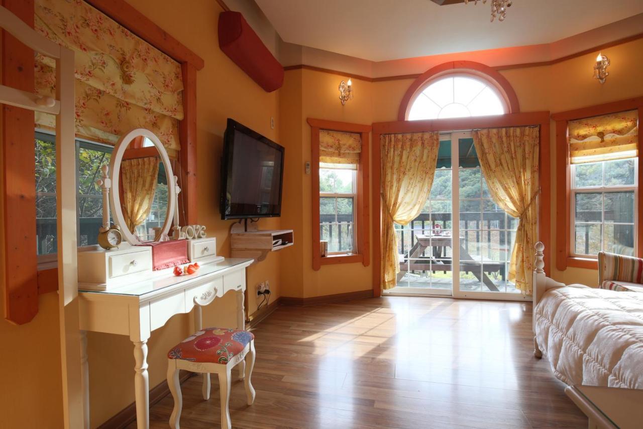 Gyeongju Jy Pension Bagian luar foto