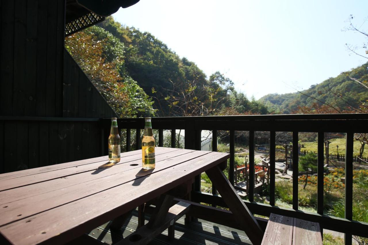 Gyeongju Jy Pension Bagian luar foto