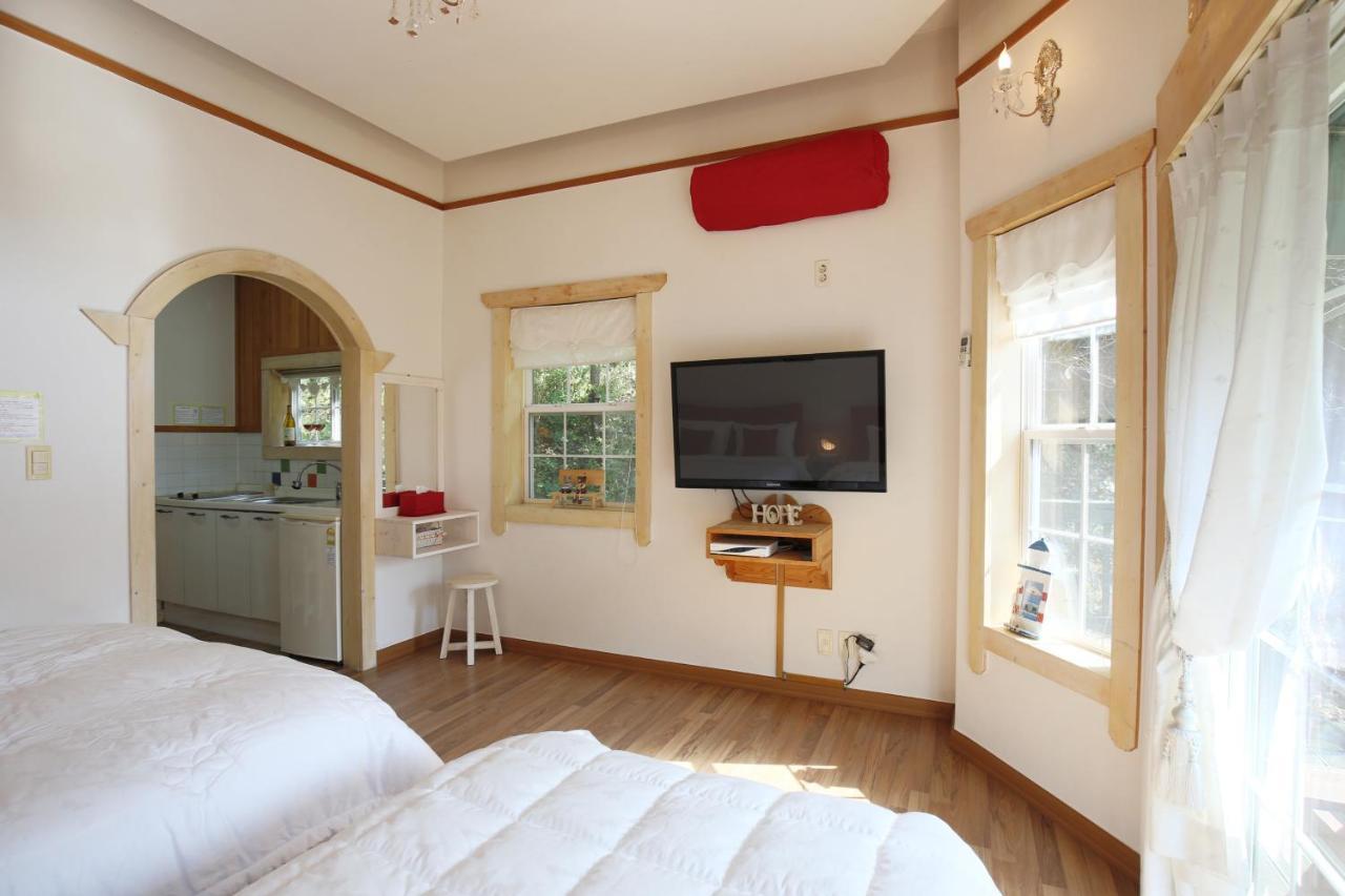 Gyeongju Jy Pension Bagian luar foto